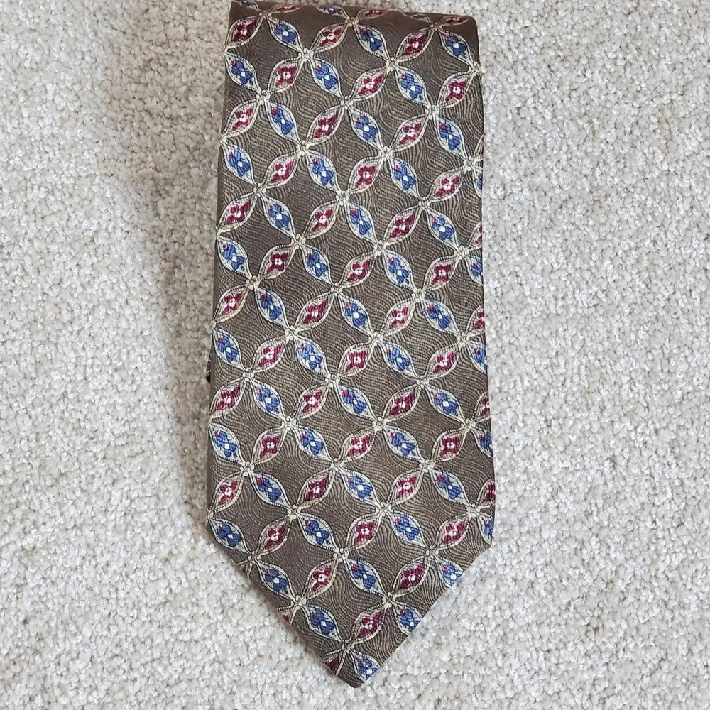 Geoffrey Beene Men's 100% Italian Silk Neck Tie Brown Red Blue 56